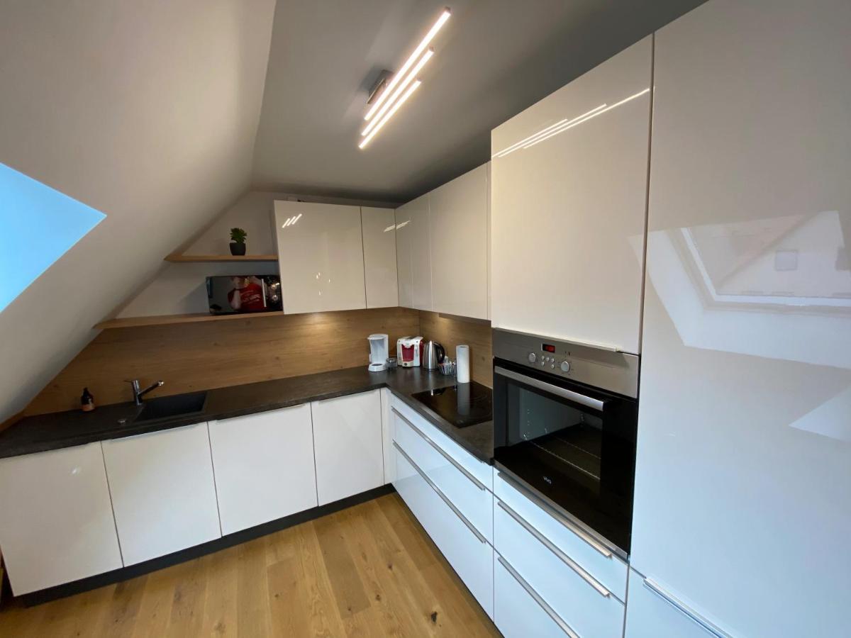 Modernes Penthouse, Nahe Wuerzburg Apartment Bagian luar foto
